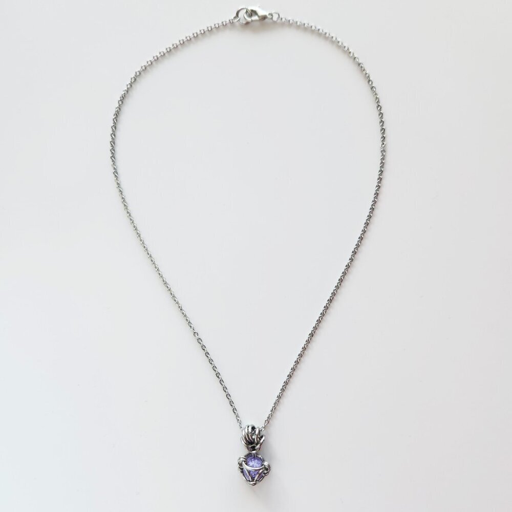 Whimsical fairy silver and purple pearl chainmail necklace - Picture 5 of 7